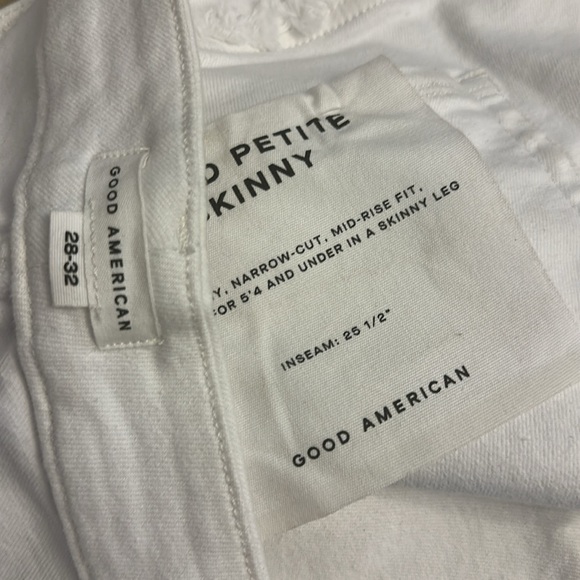Good American Good Petite Skinny Stylish White Jeans. Size 28-32. NWT. - Picture 5 of 5